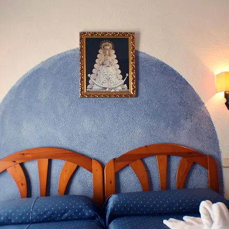 Puente Del Rey Rocio Donana Hostel *